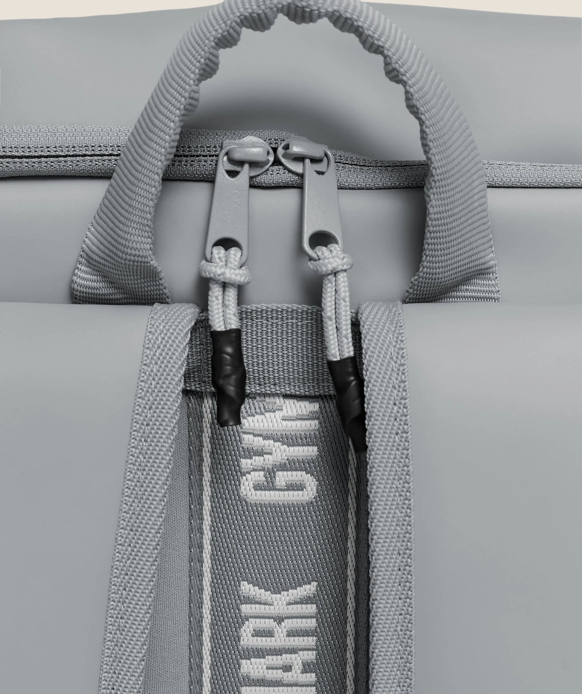 GYMSHARK - Sleek Backpack
