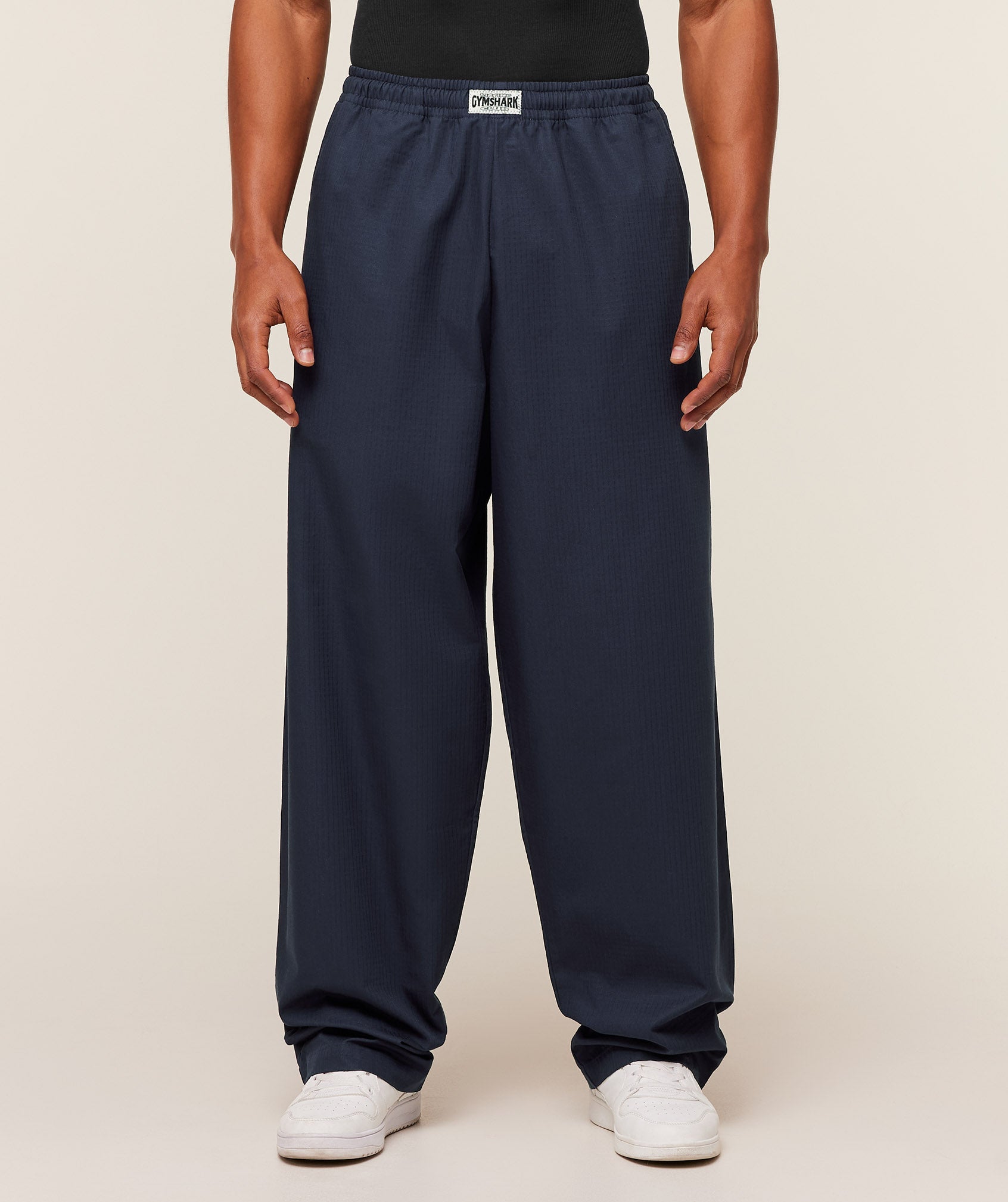 GYMSHARK - Straight Leg Pumper Pants