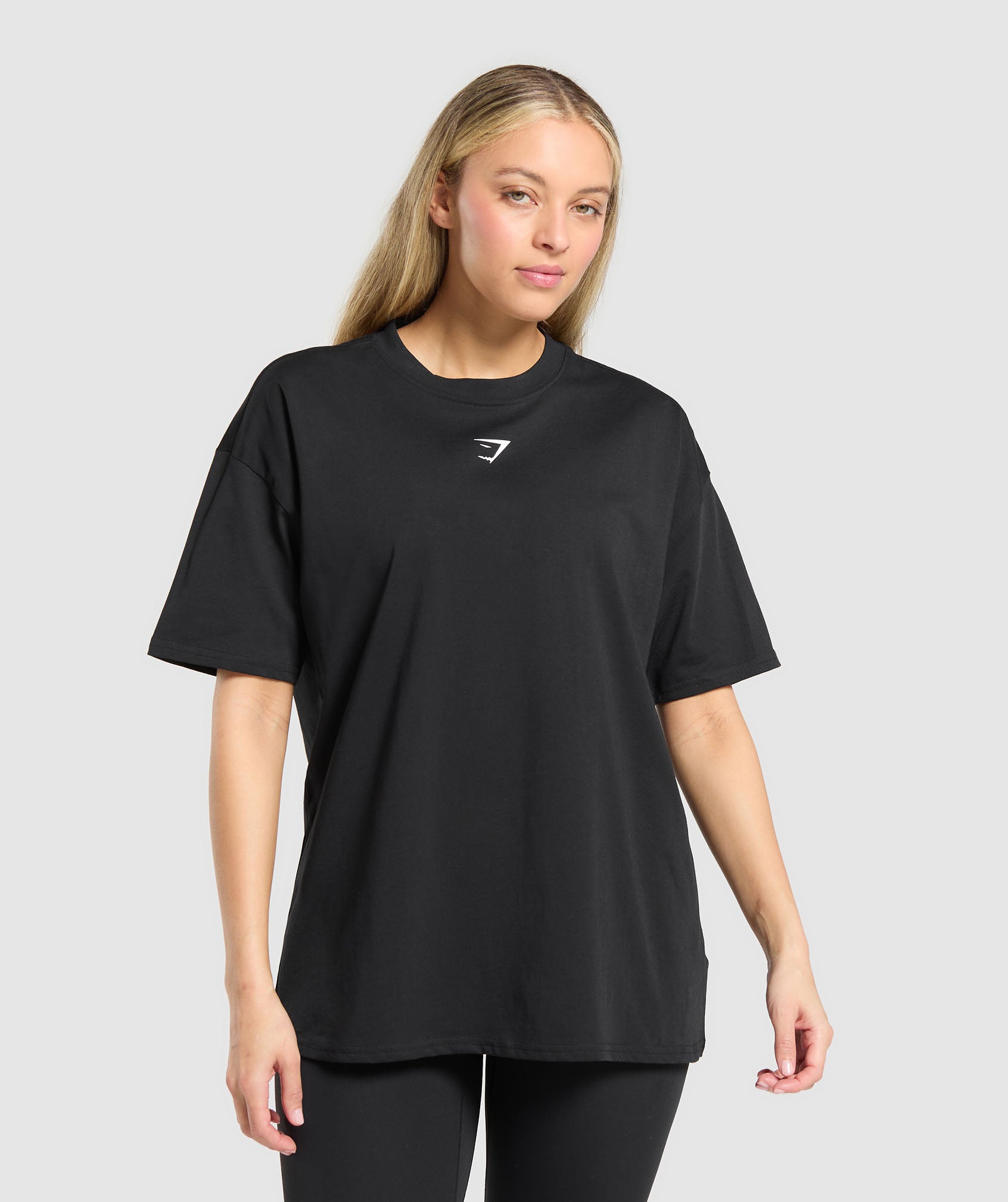 GYMSHARK - Trace Graphic Oversized T-Shirt