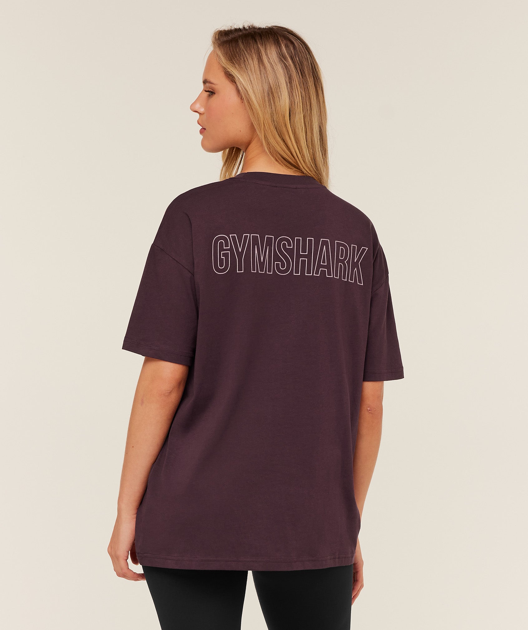 GYMSHARK - Trace Graphic Oversized T-Shirt