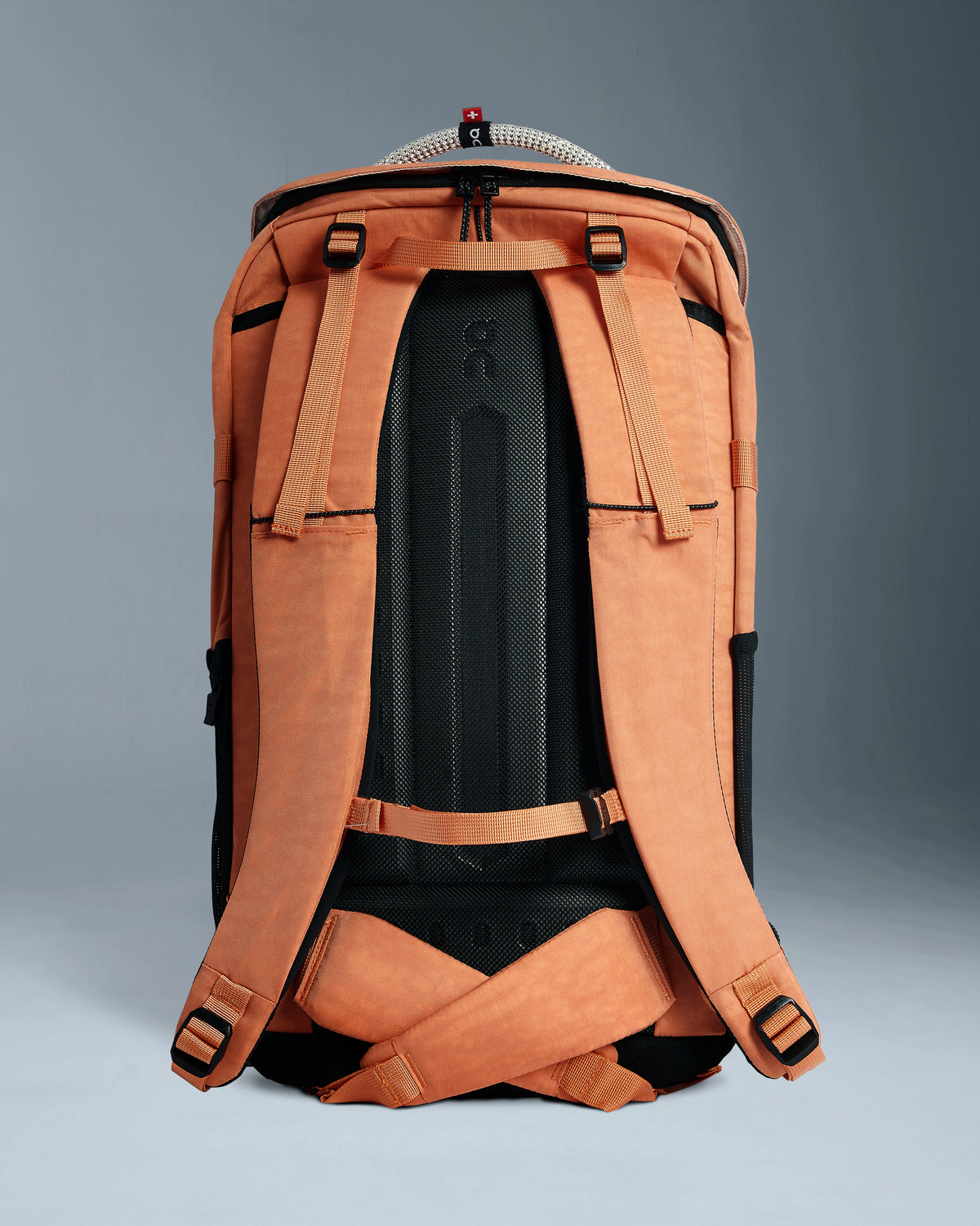 On Speed Pack 24L Elite – Desert Glow