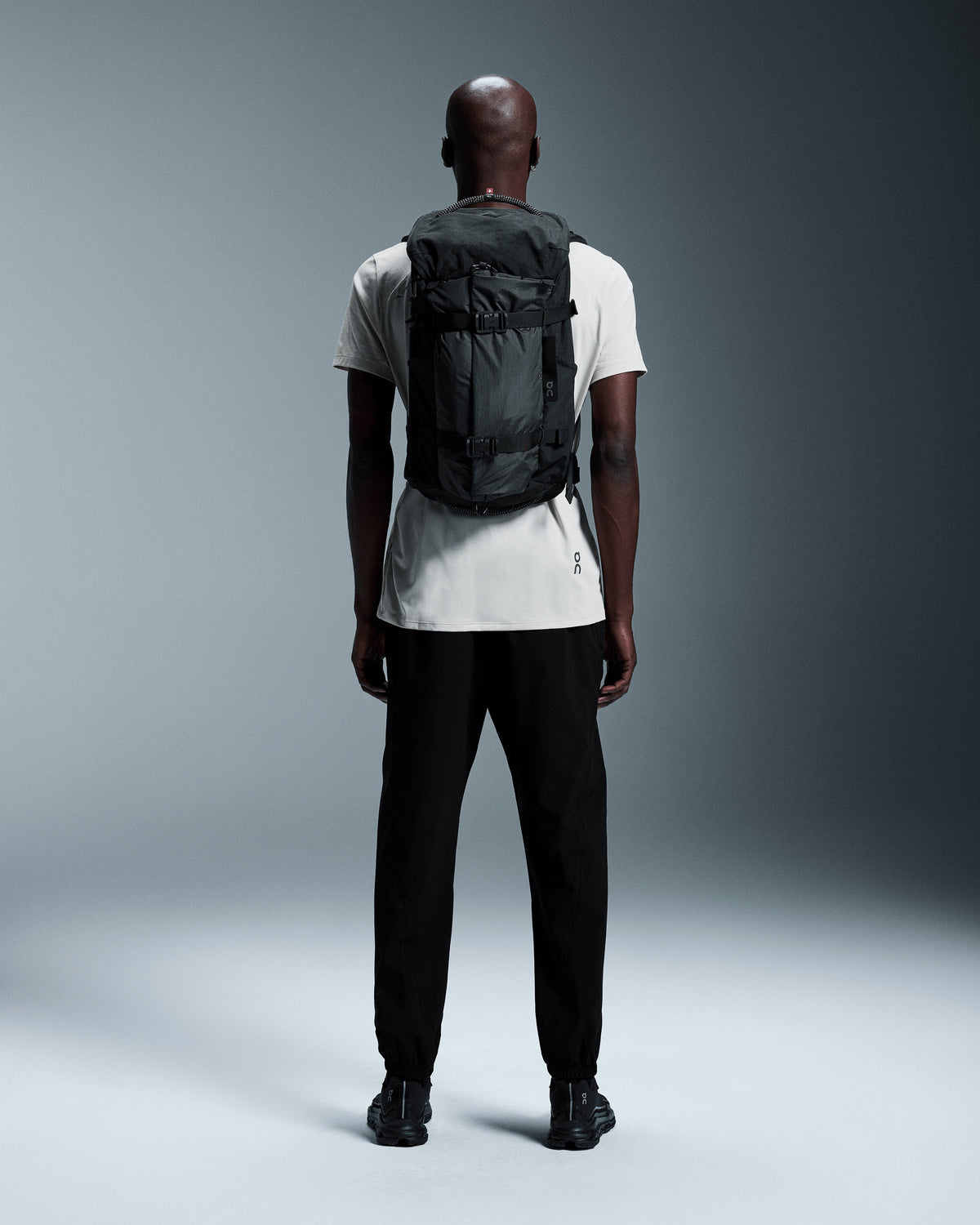 On Speed Pack 24L Elite – Black | Magnet