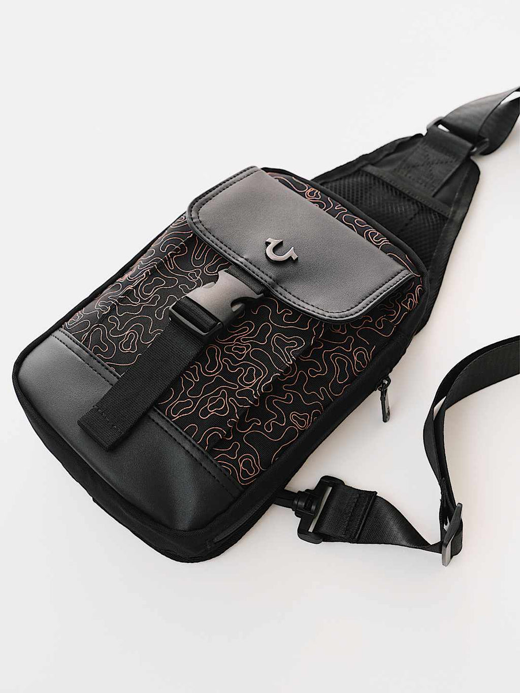 True Religion - WAVY HORSESHOE SLING BAG
